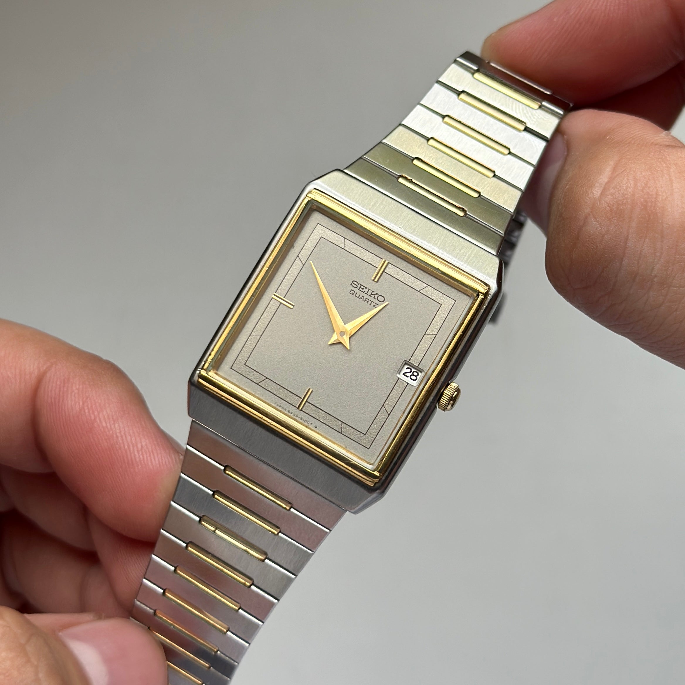 1982 Seiko QZ Two-Tone 6439-5089