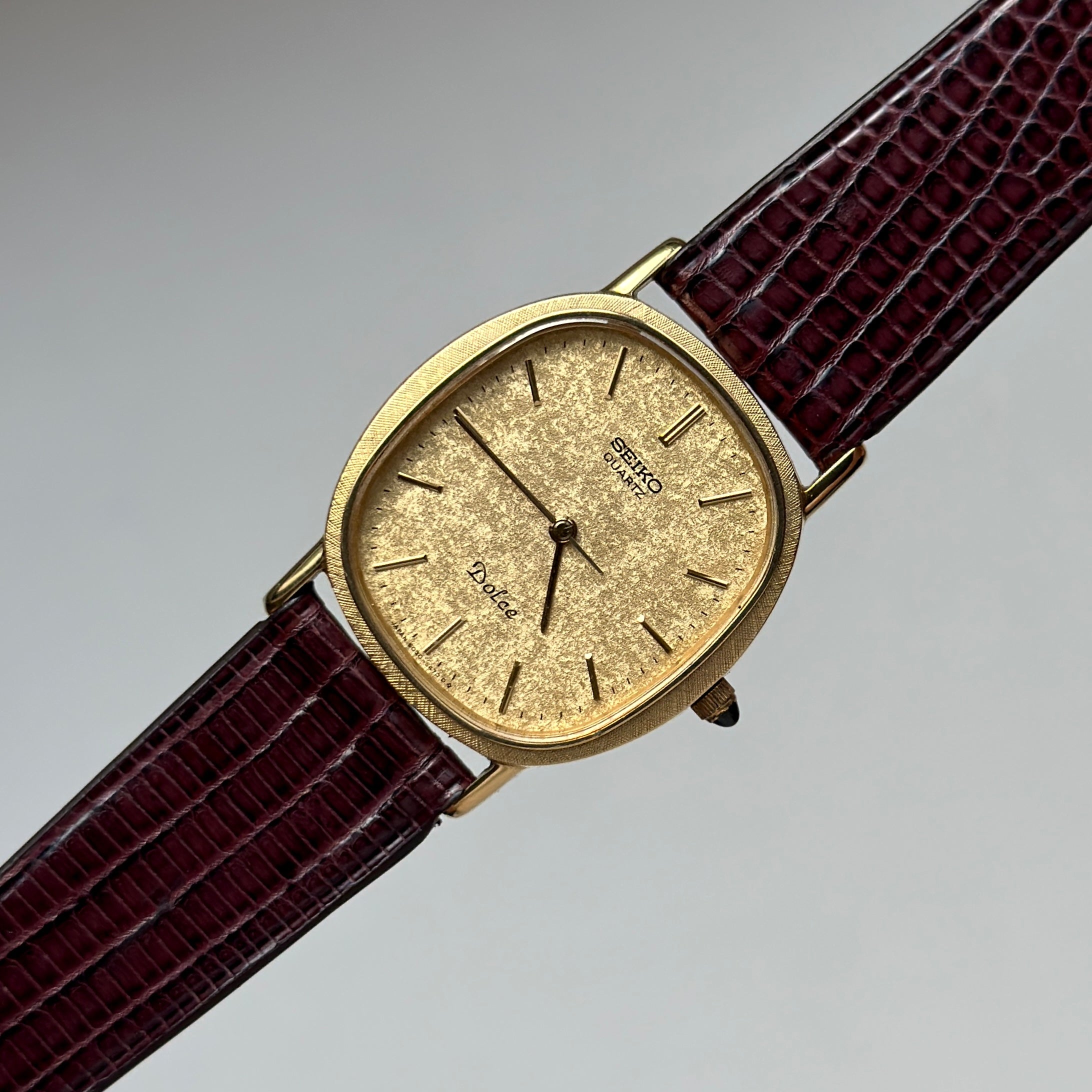 1981 Seiko Dolce Ellipse 6030-5410