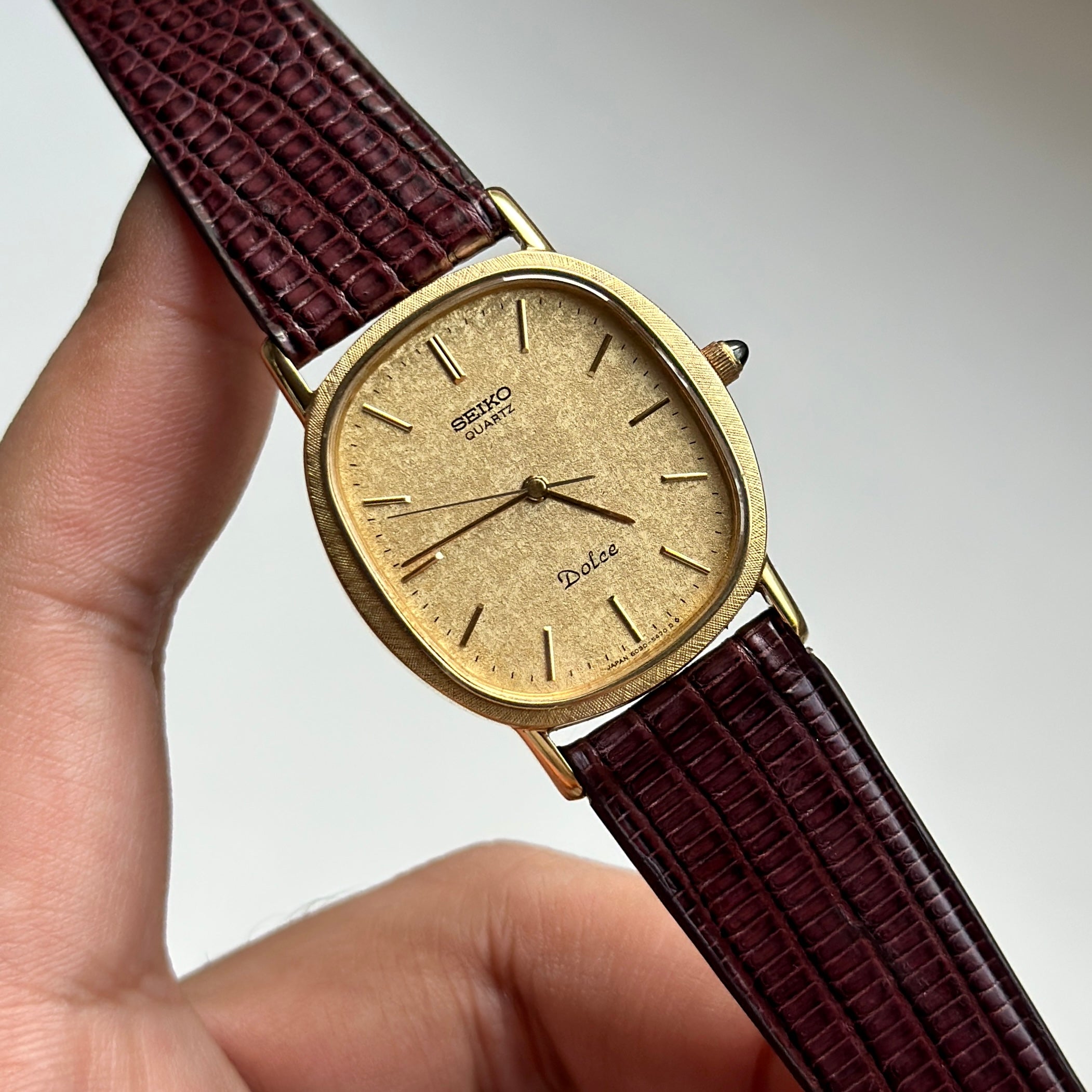 1981 Seiko Dolce Ellipse 6030-5410