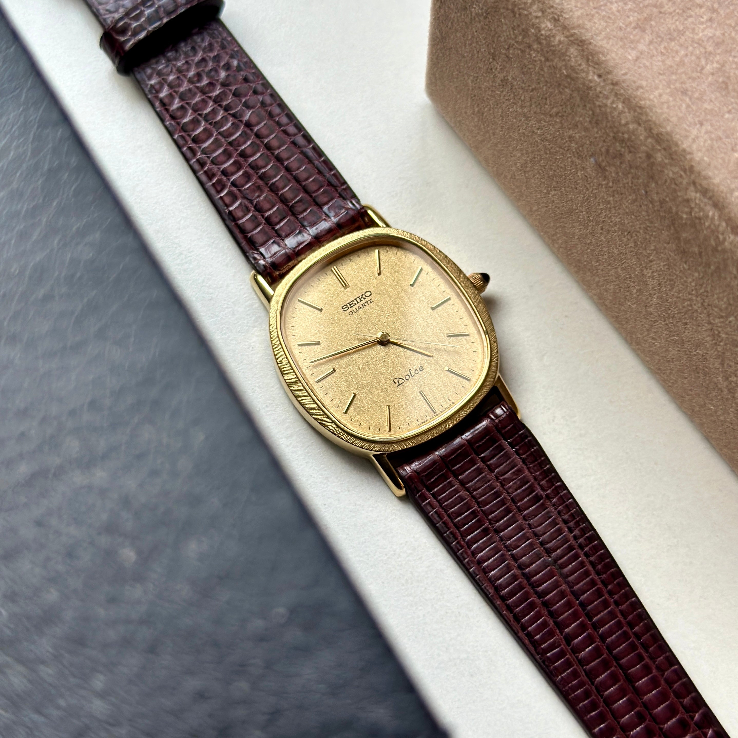 1981 Seiko Dolce Ellipse 6030-5410