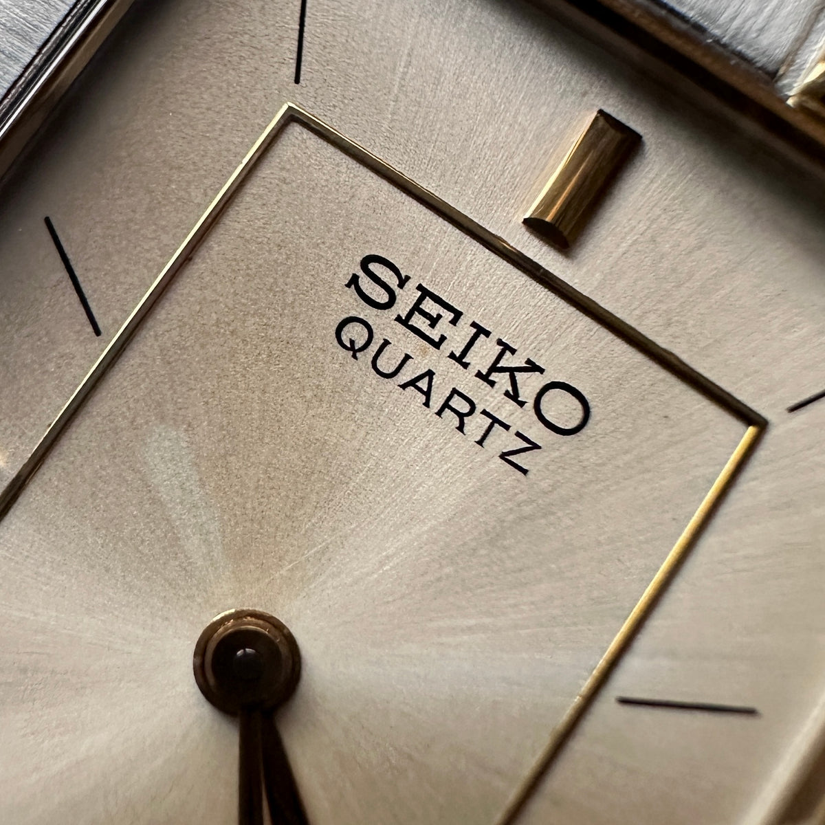1984 Seiko Dolce Two-tone 7320-6090