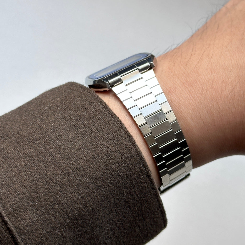 1979 Seiko Slim Digital Blue F033-4000