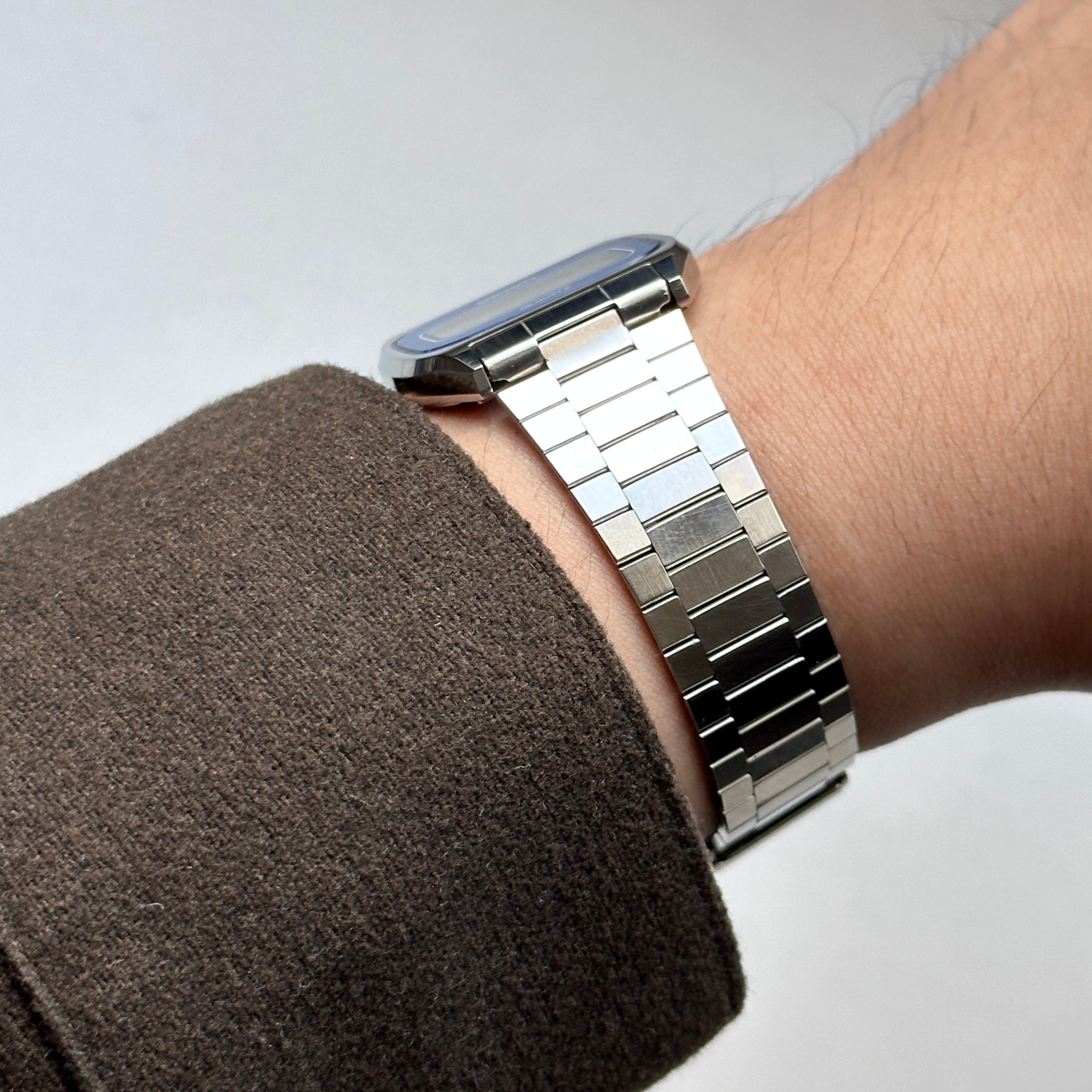 1979 Seiko Slim Digital Blue F033-4000