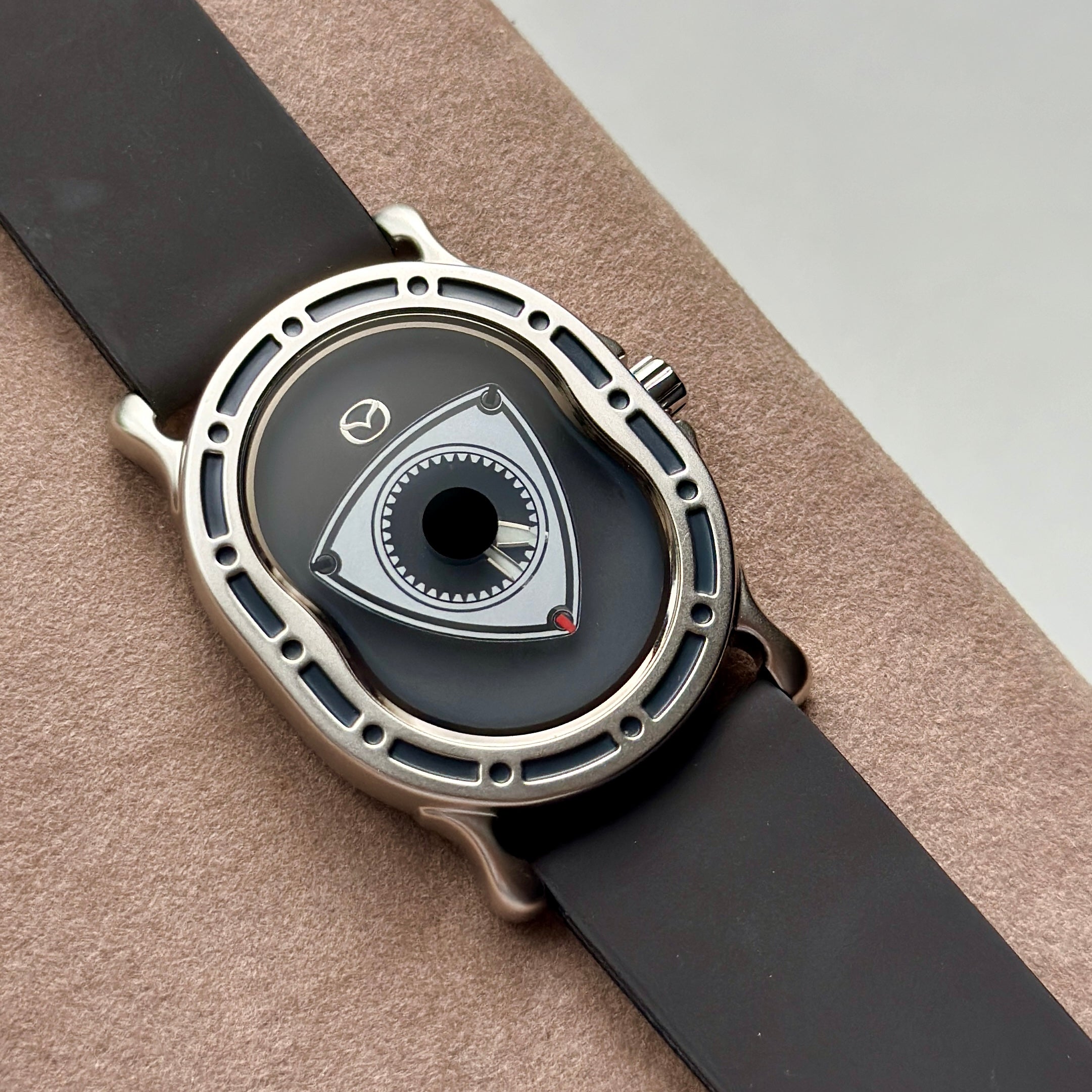 1999 Seiko Mazda Rotary Engine watch 1955/5000