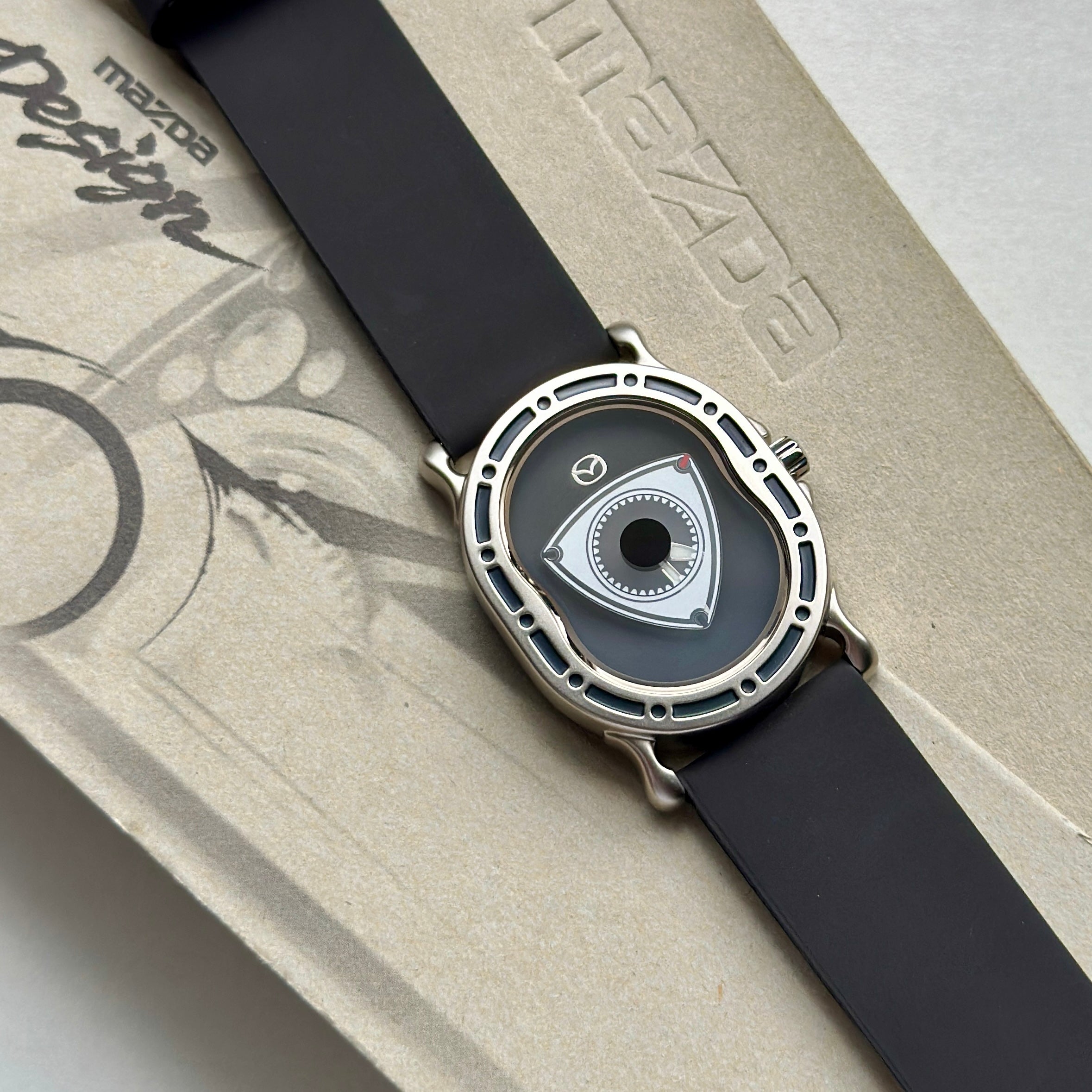 1999 Seiko Mazda Rotary Engine watch 1955/5000