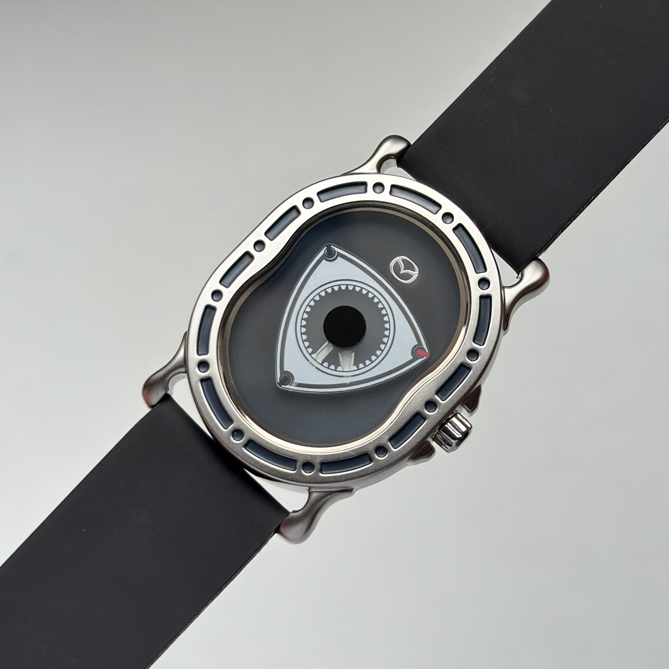 1999 Seiko Mazda Rotary Engine watch 1955/5000