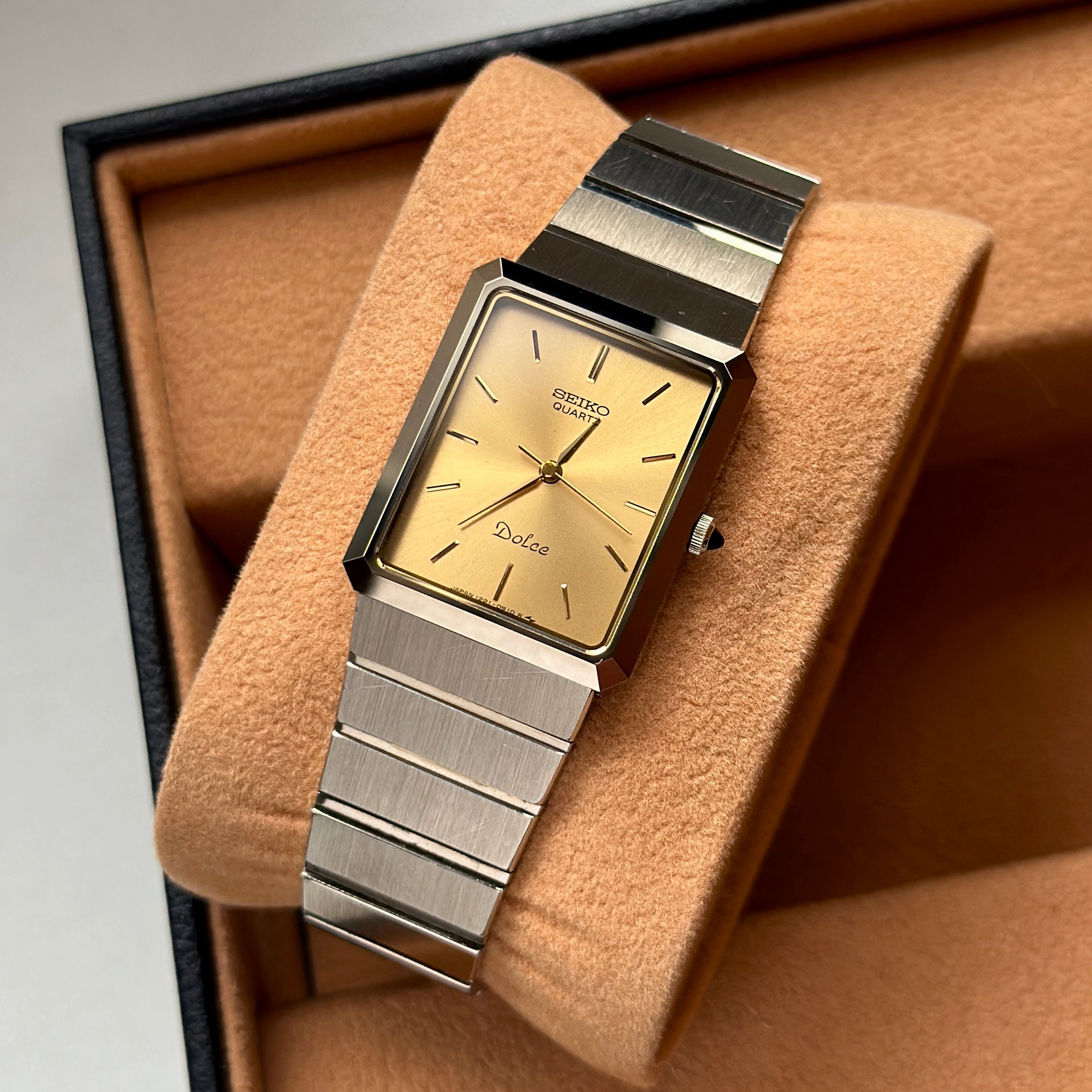 1985 Seiko Dolce Tungsten 1221-5640