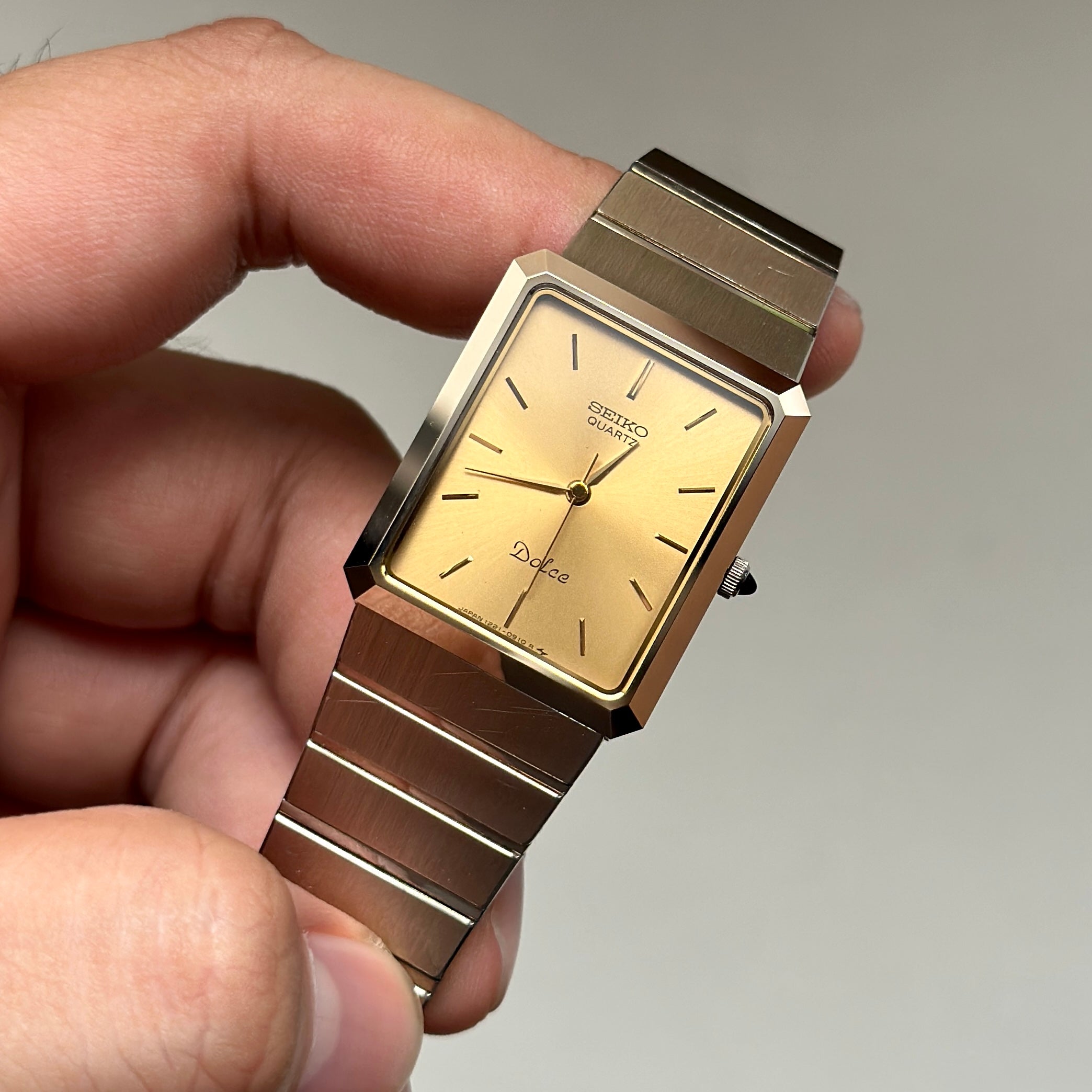 1985 Seiko Dolce Tungsten 1221-5640