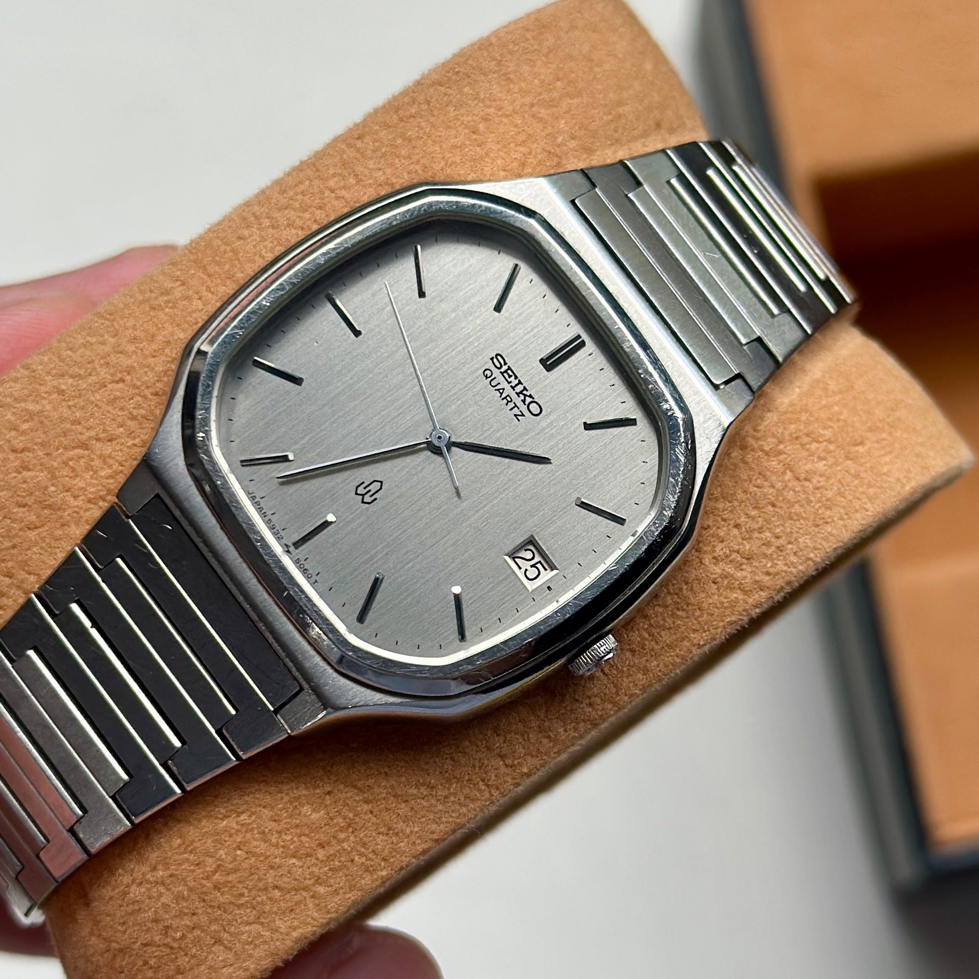 1980 Seiko Seagull Silver linen