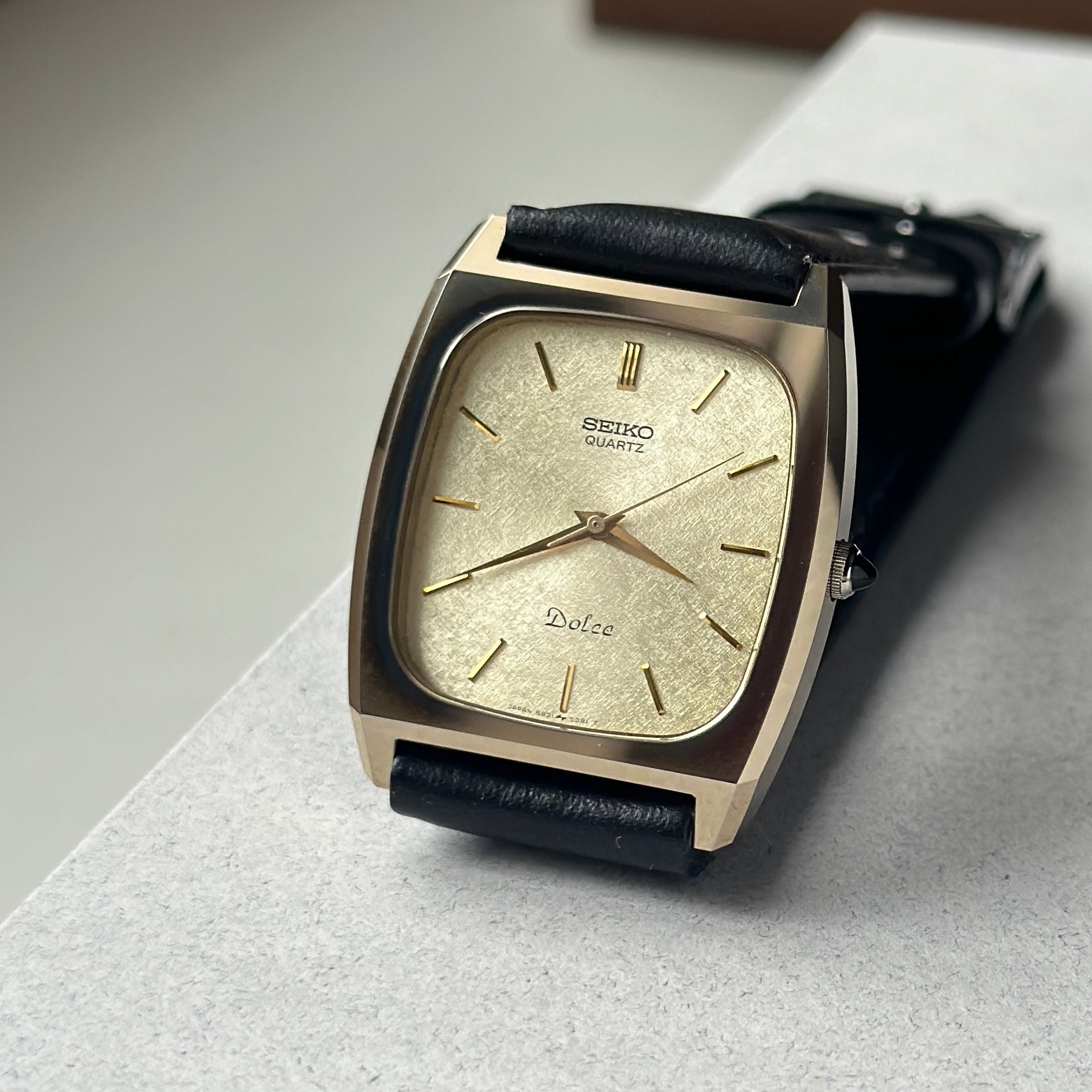 1980 Seiko Dolce NSAG Snowflake