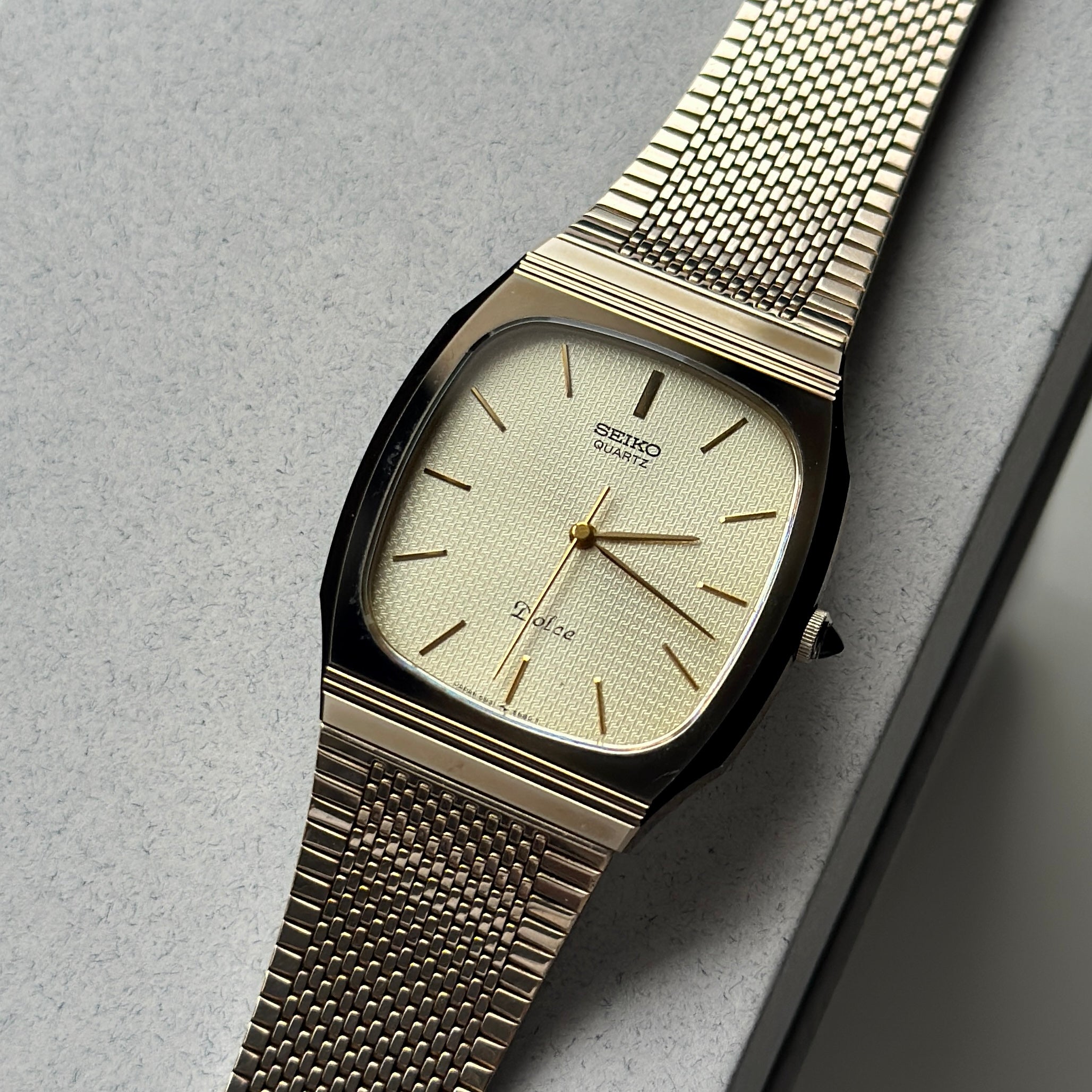 1982 Seiko Dolce NSAG 5931-5450