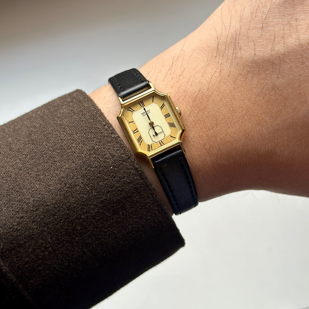1982 Ladies Seiko art-deco 1428-5000