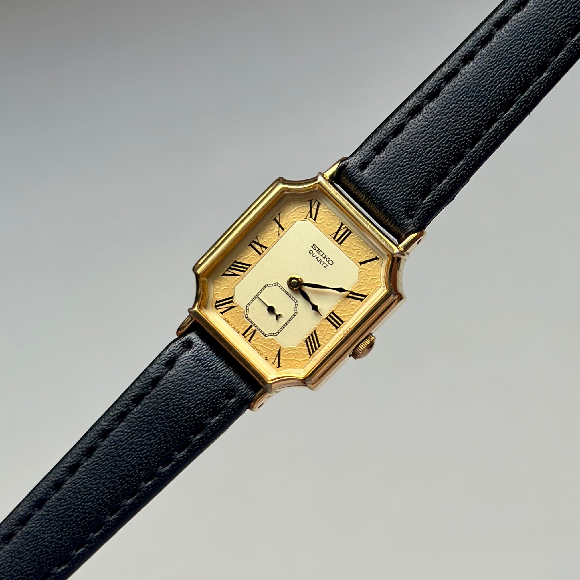 1982 Ladies Seiko art-deco 1428-5000