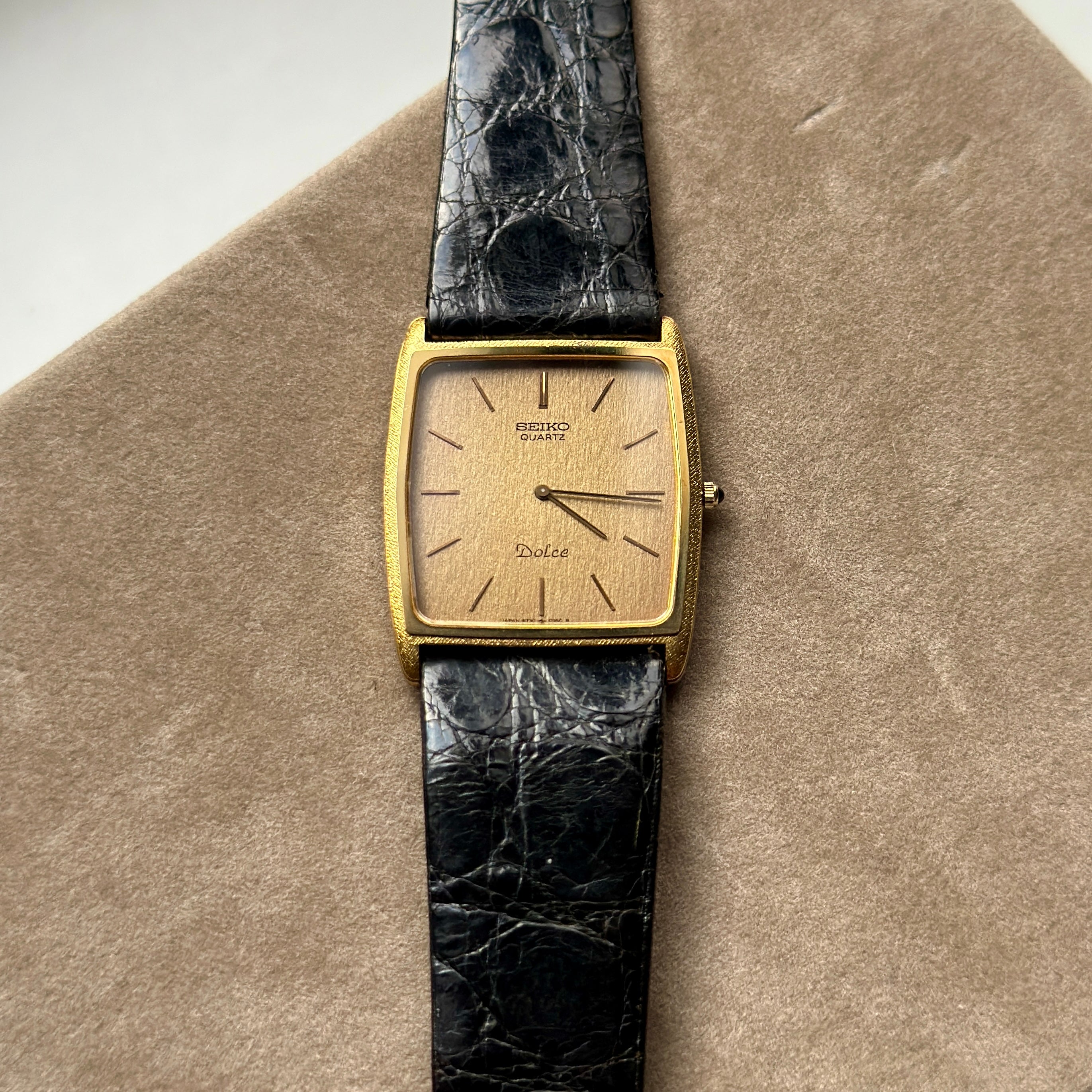 1981 Seiko Dolce ultra-thin 6730-5180