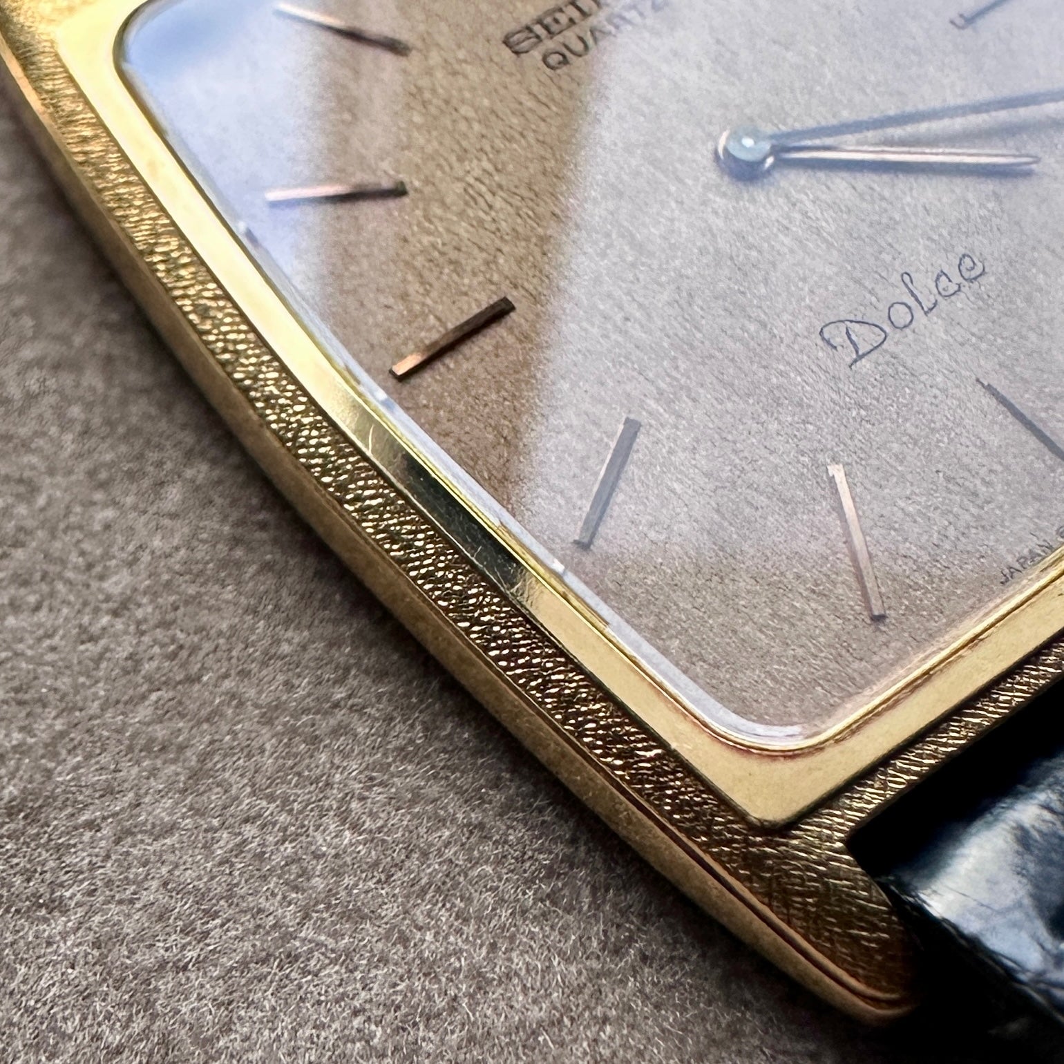 1981 Seiko Dolce ultra-thin 6730-5180