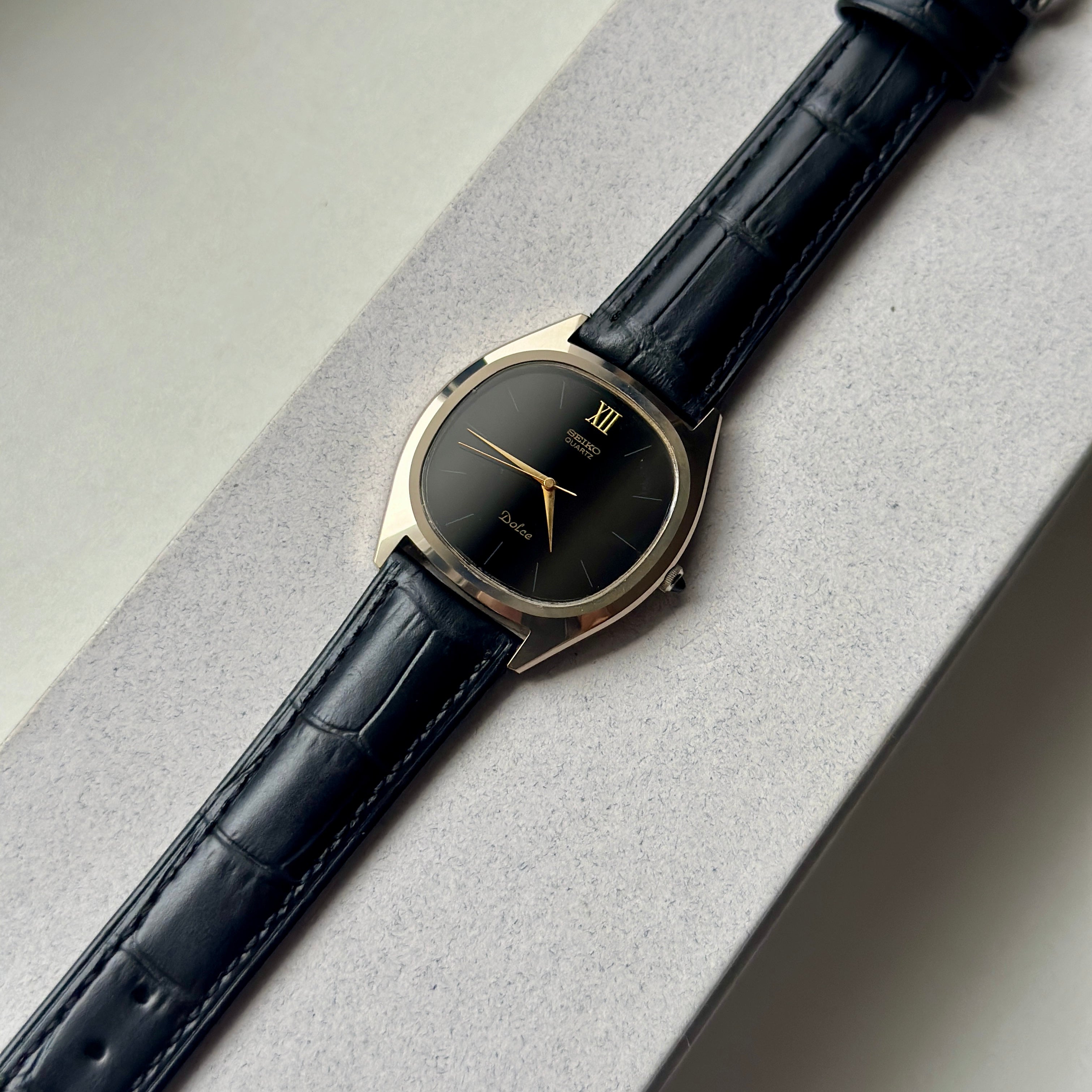1981 Seiko Dolce NSAG Onyx Dial