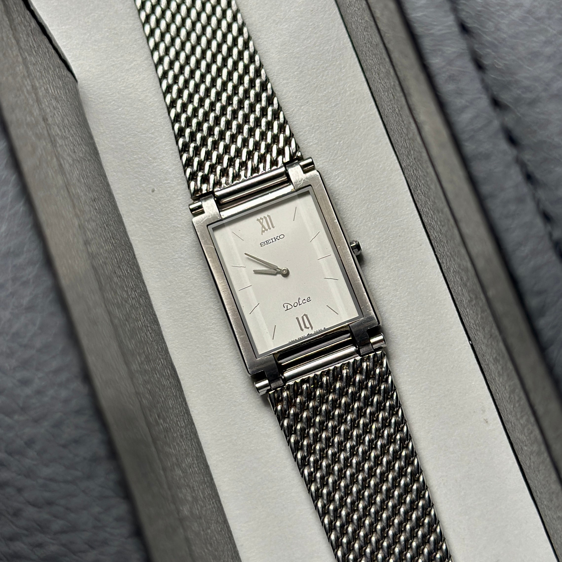 1986 Seiko Dolce 2N20-5030