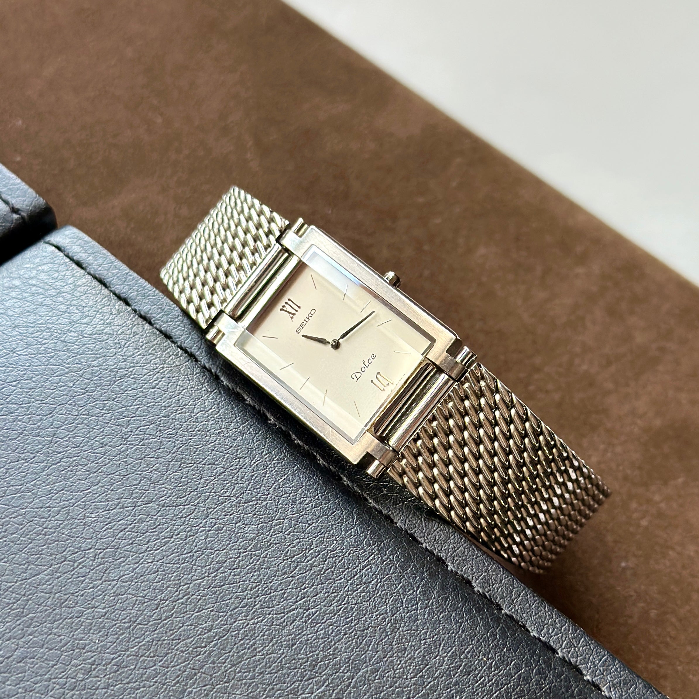 1986 Seiko Dolce 2N20-5030