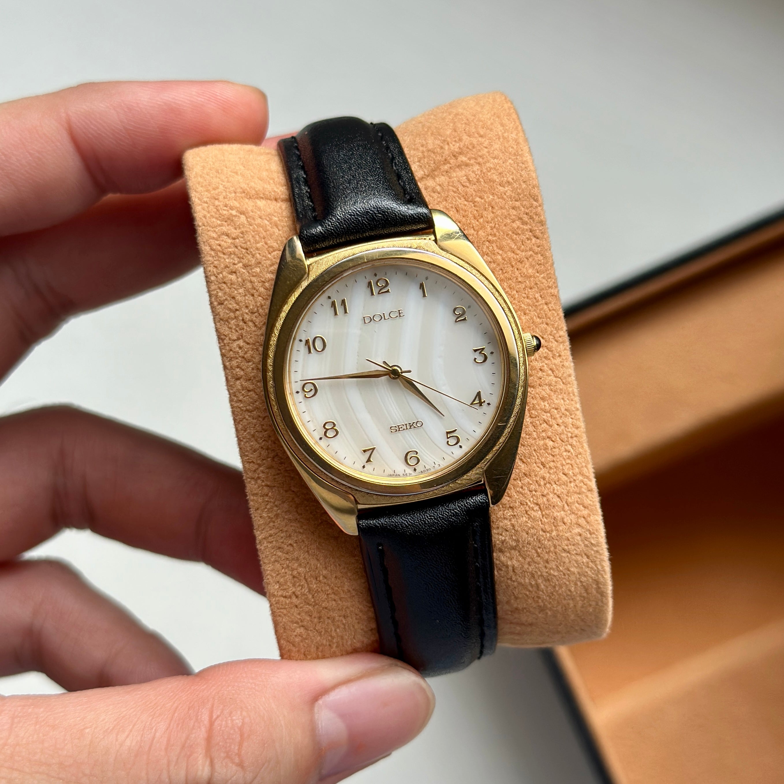 1992 Seiko Dolce Sardonyx Stone Dial 5E31-6D70