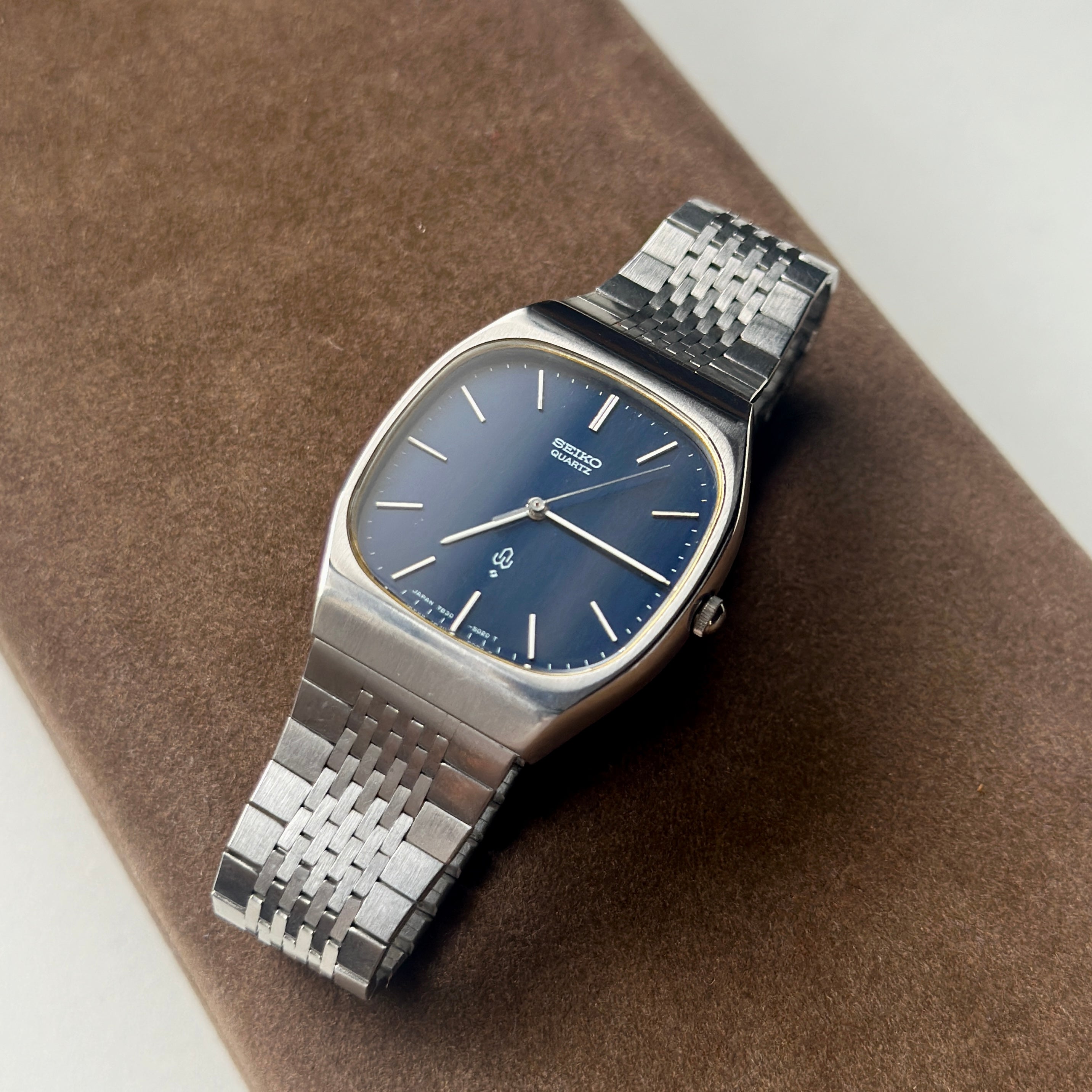 1978 Seiko Blue Cushion Case 7830-5020