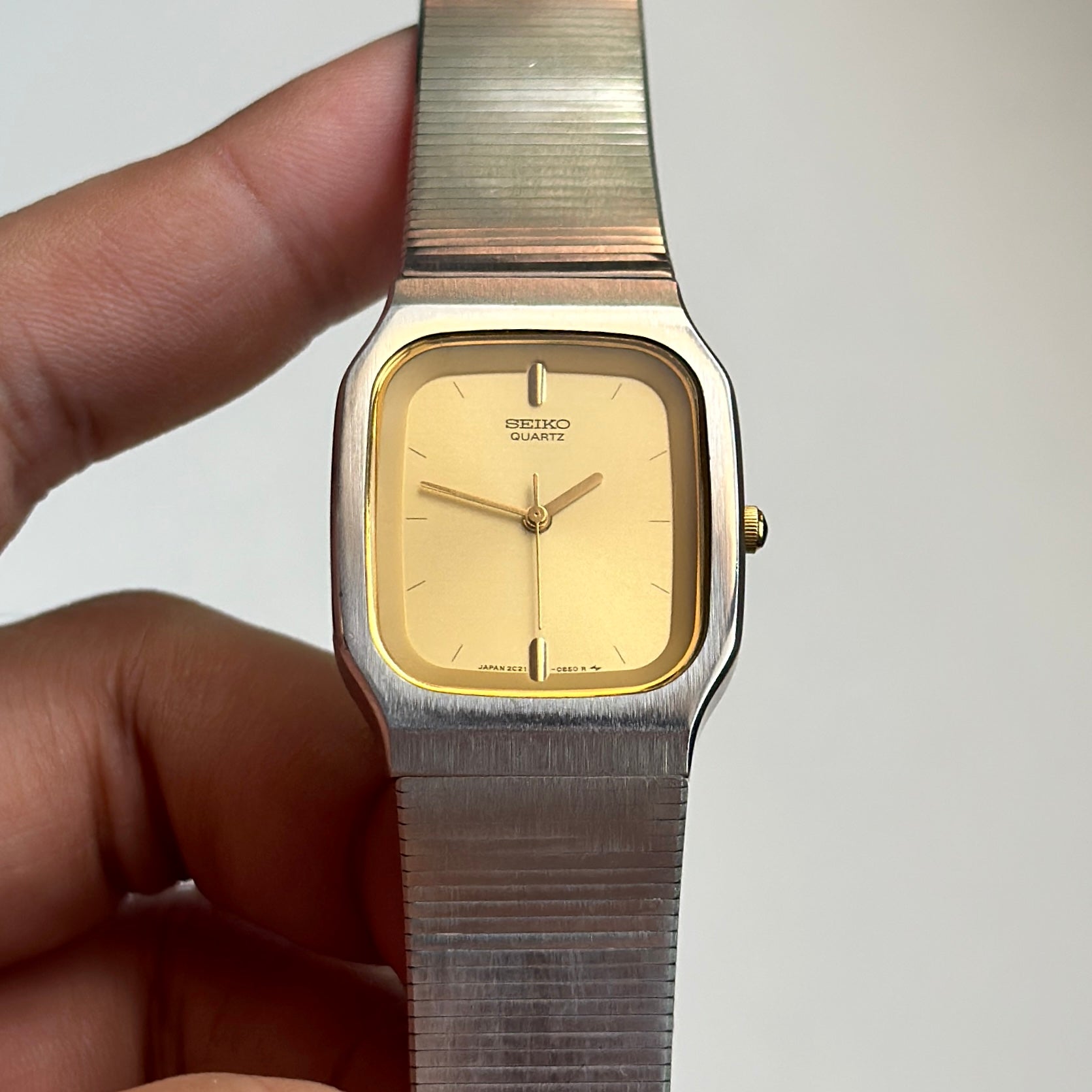 1984 Seiko 2C21-5330