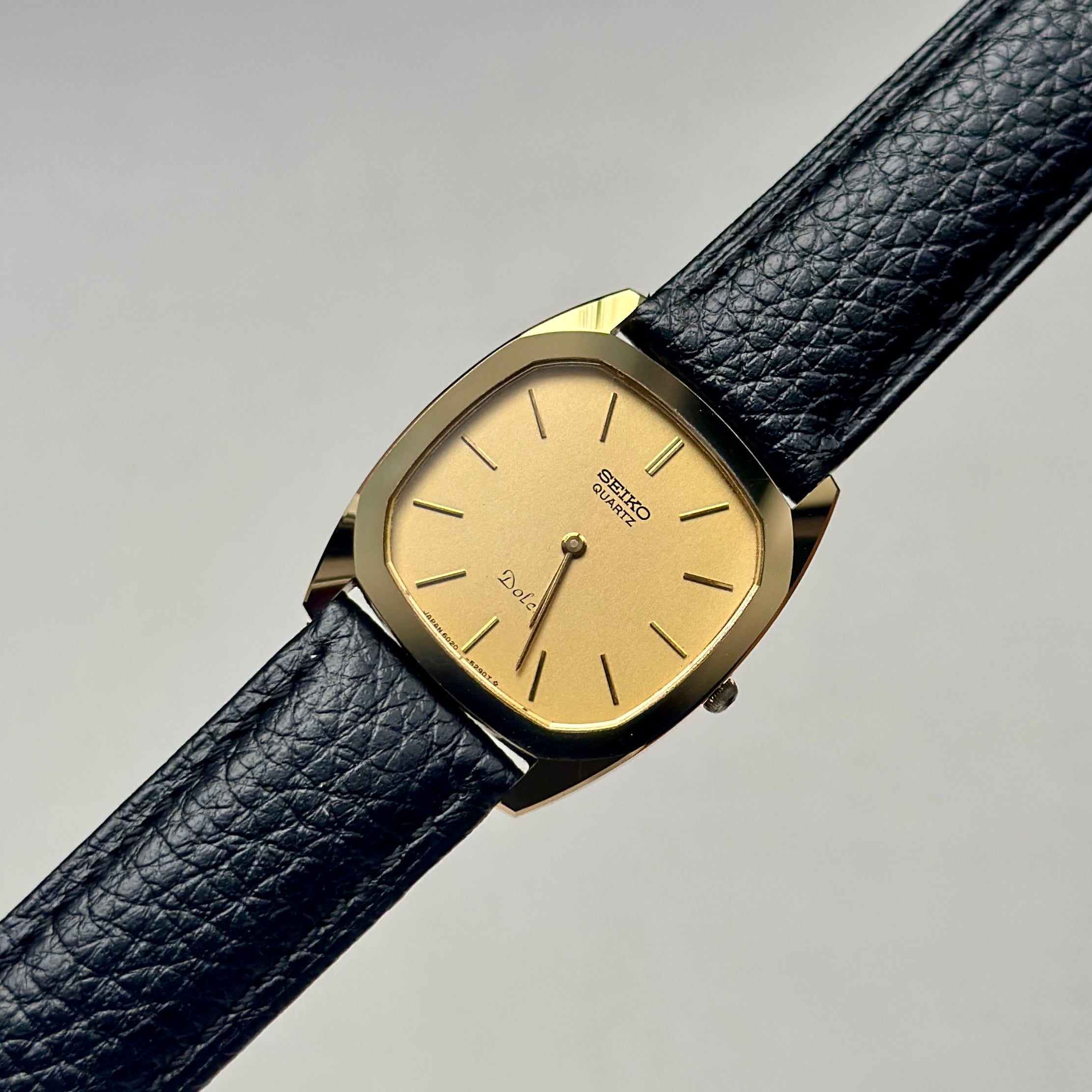 1981 Seiko Dolce 6020-5250