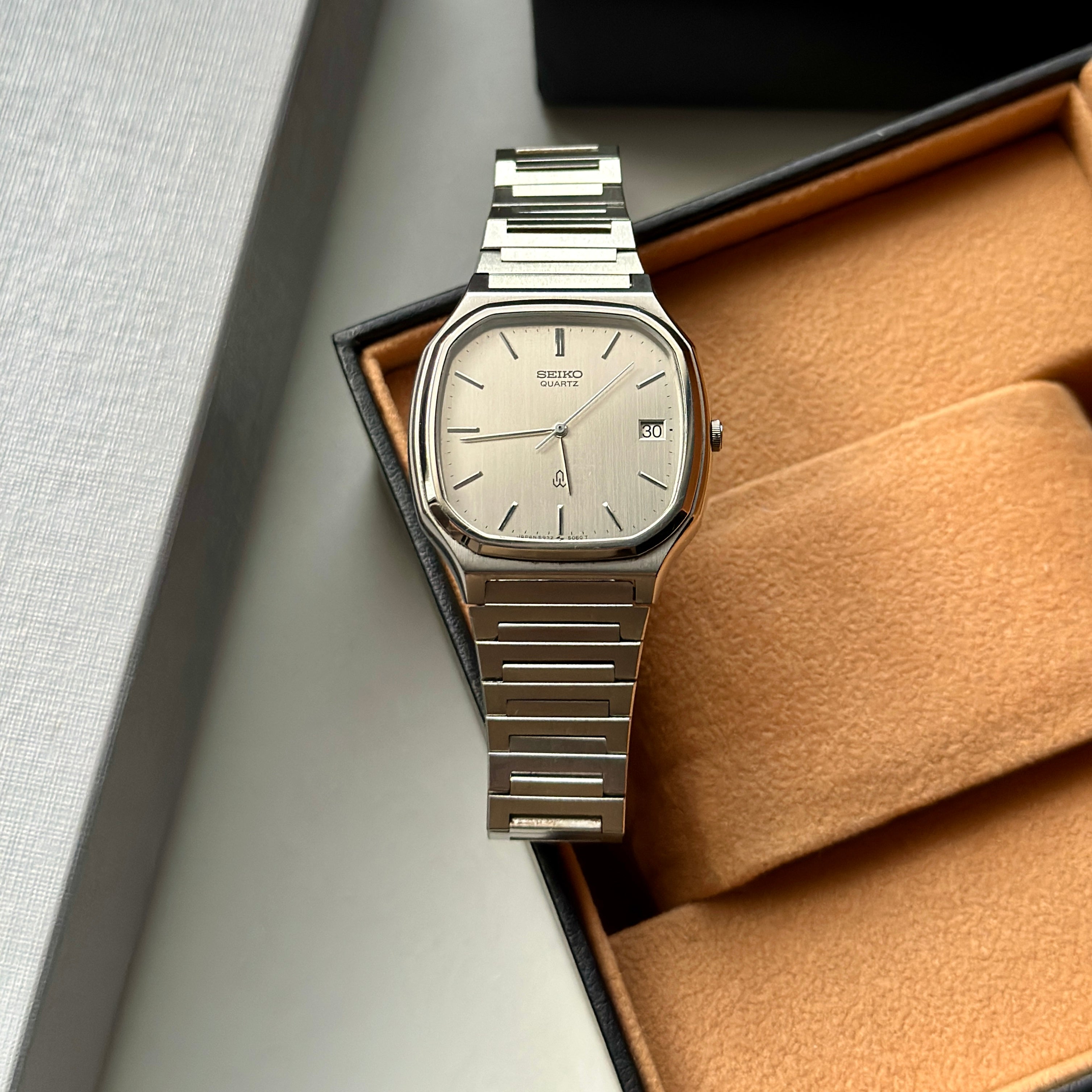 1980 Seiko Seagull Silver linen 5932-5030