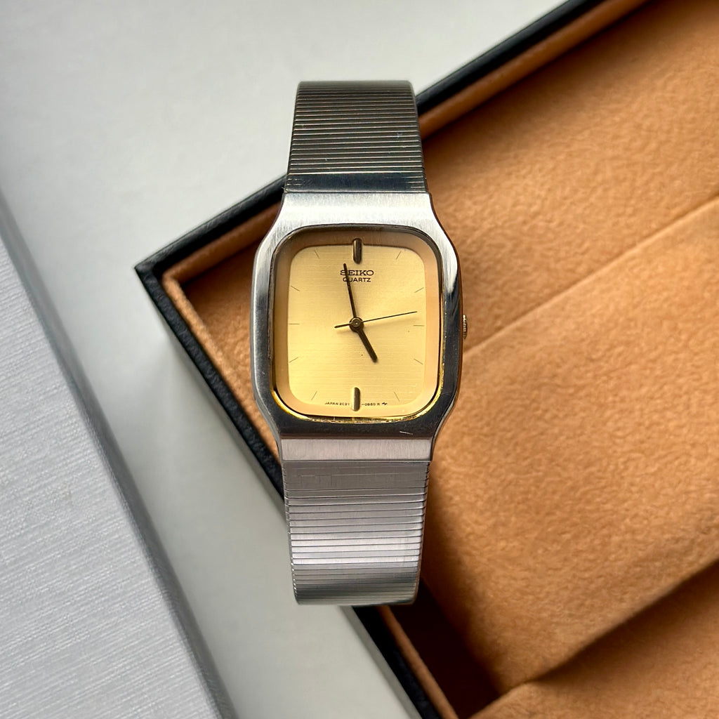 1984 Seiko 2C21-5330