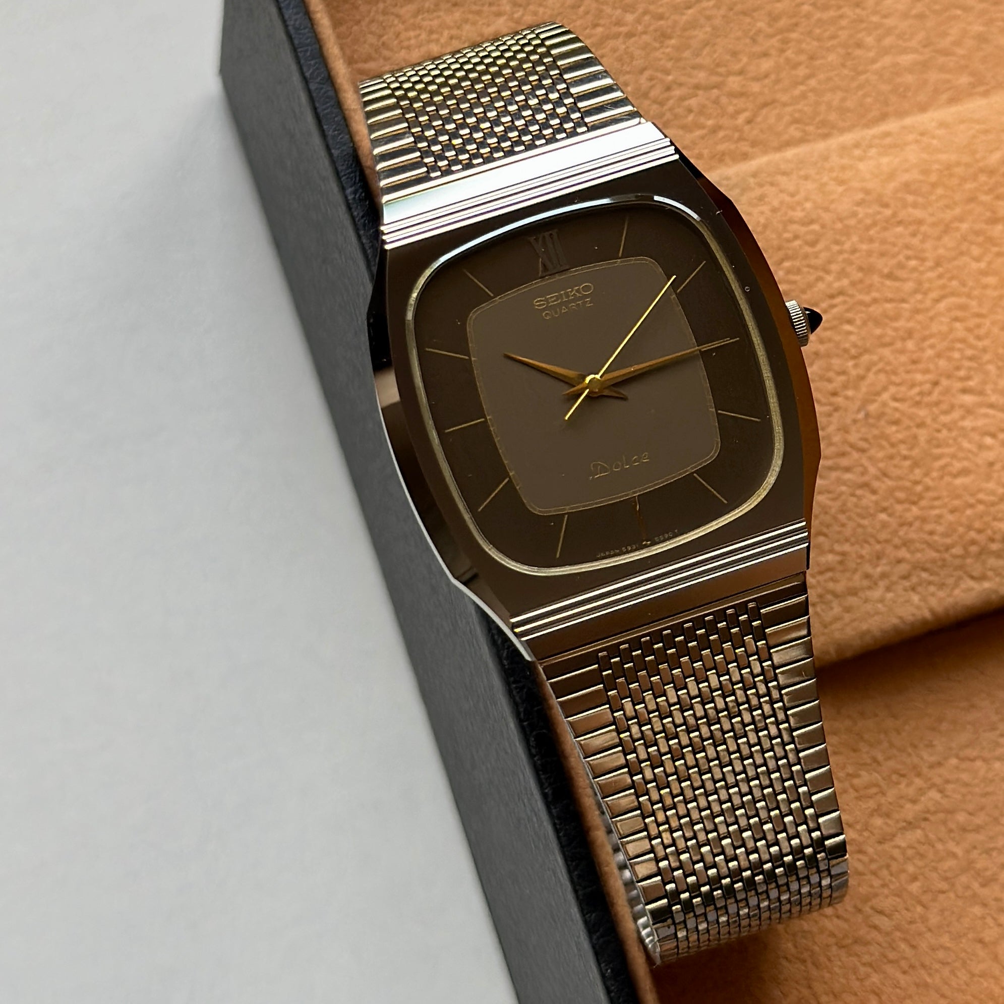 1982 Seiko Dolce NSAG Coffee 5931-5450