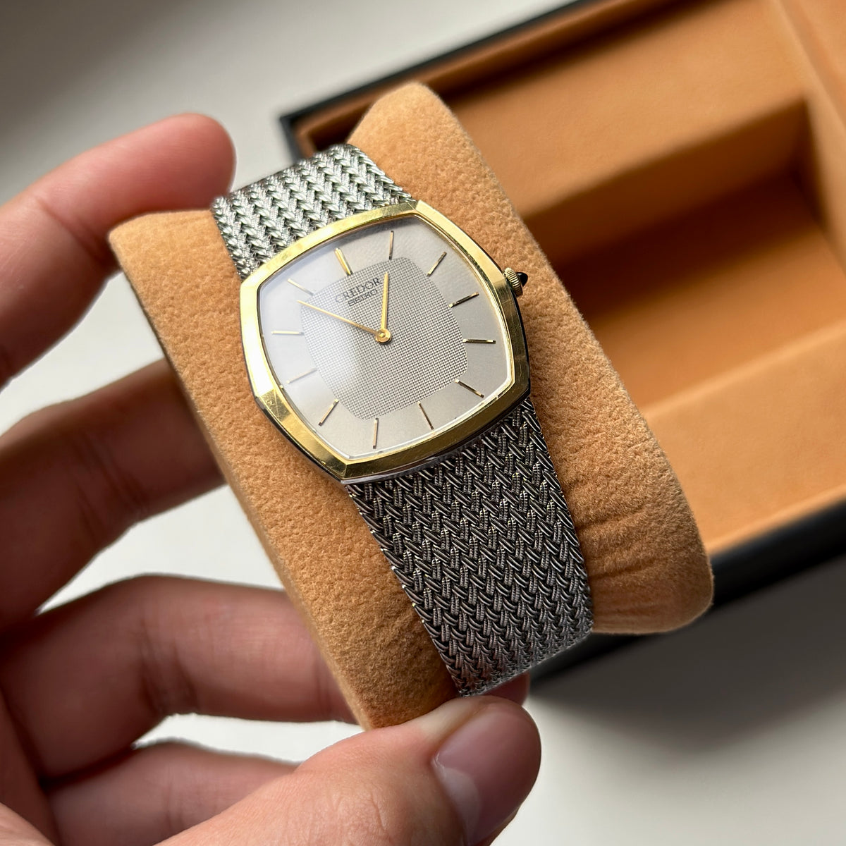 1987 Seiko Credor 14KT Bezel 5930-5392