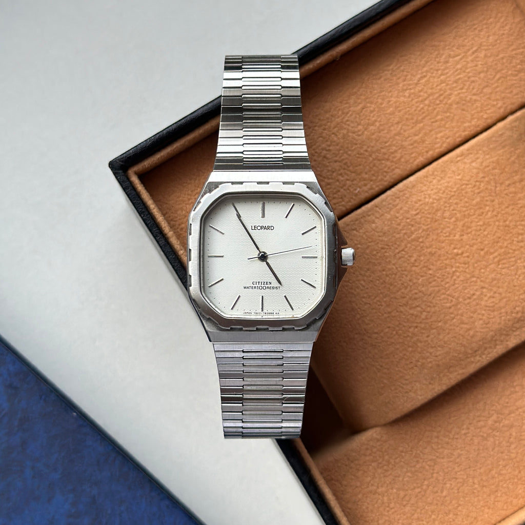 1980s Citizen White Leopard 7933-799976