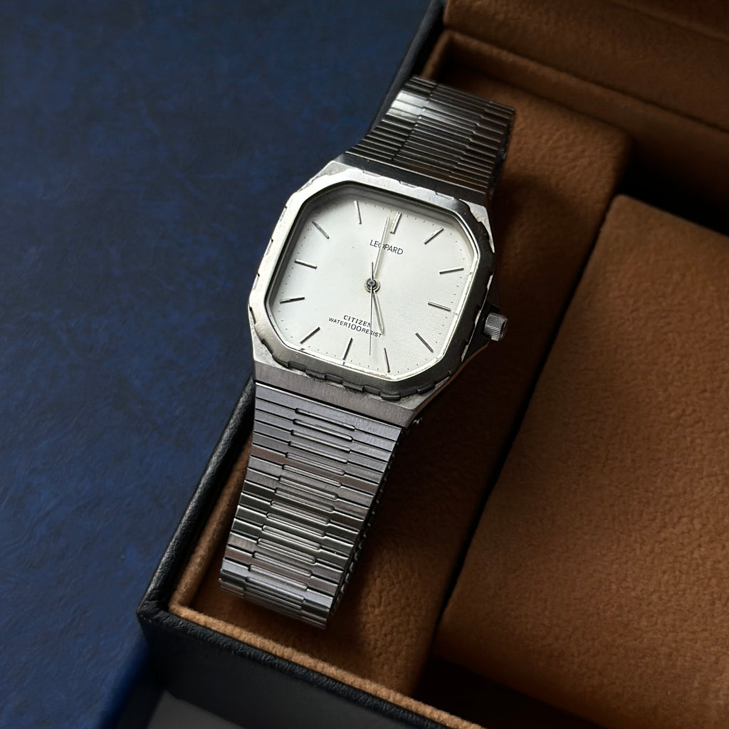 1980s Citizen White Leopard 7933-799976