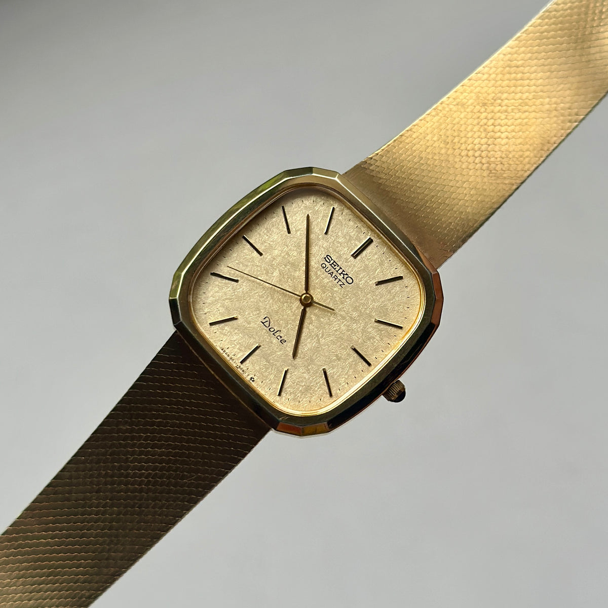 1983 Seiko Dolce Gold 9521-5080