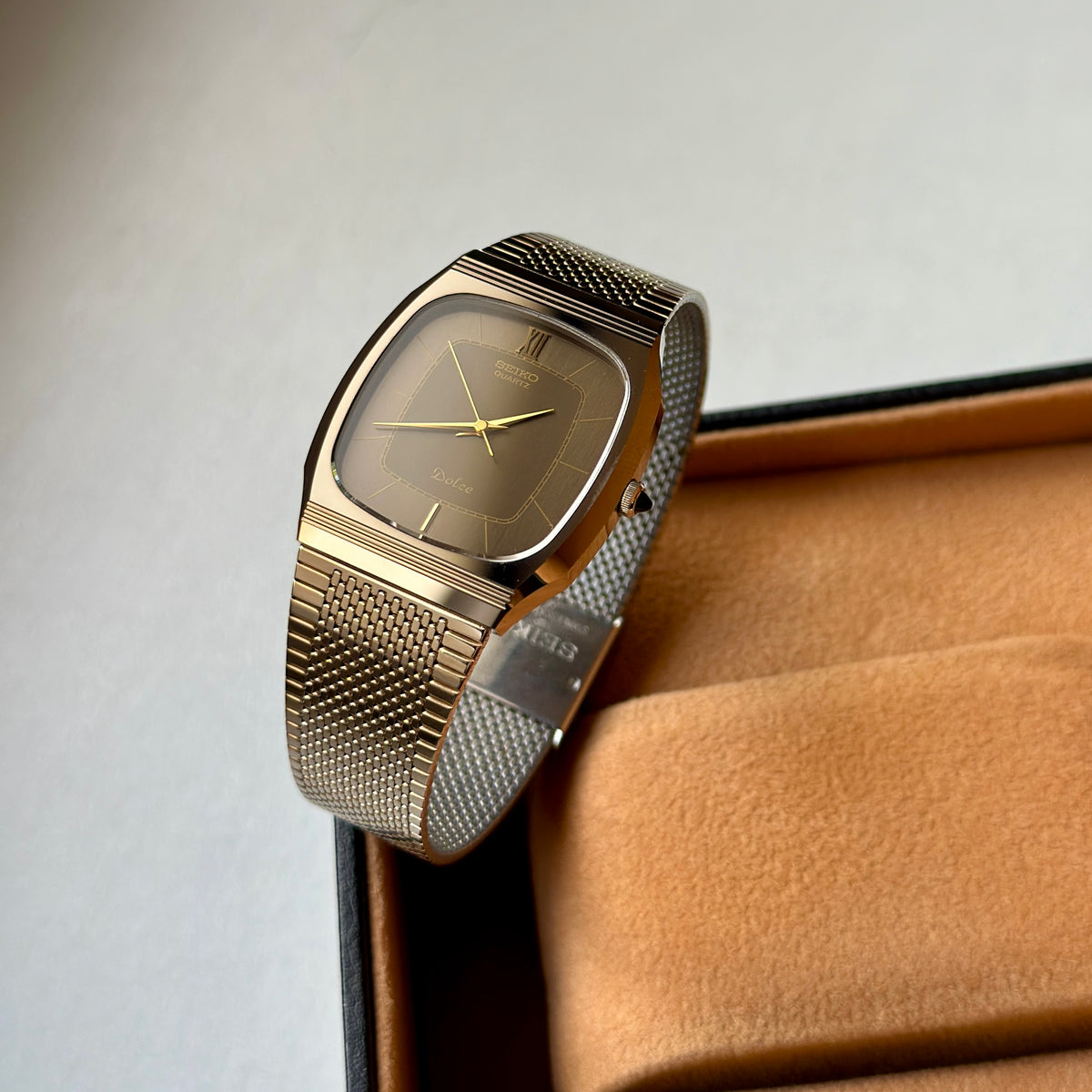 1981 Seiko Dolce NSAG Coffee 5931-5450