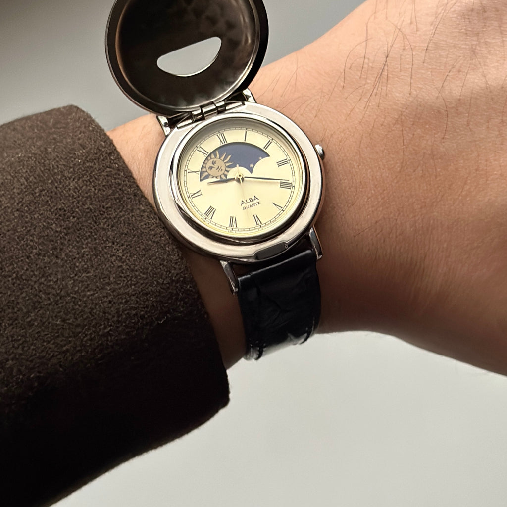 1988 Seiko Alba Success Moonphase V535-6A70
