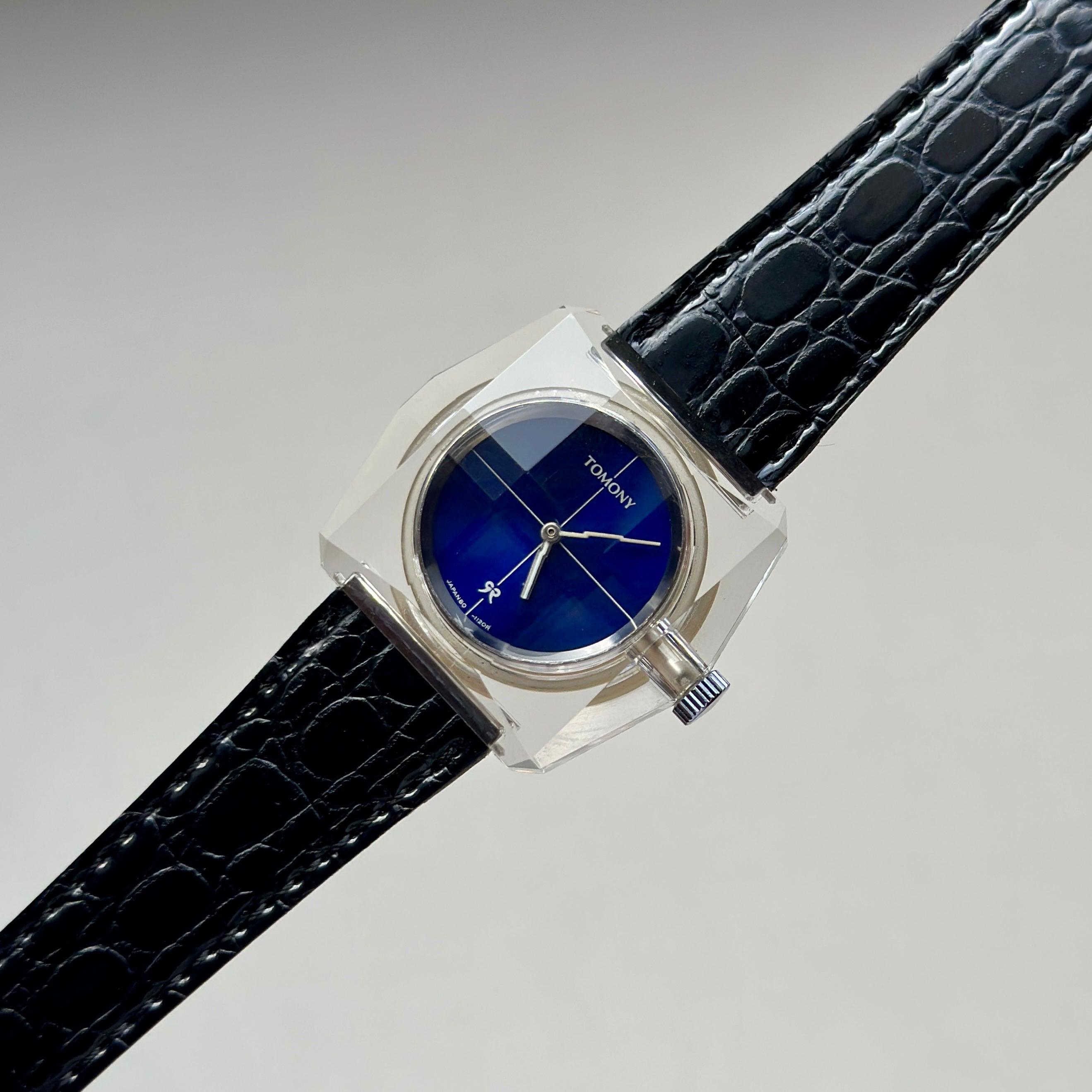 1970s Seiko Tomony Acrylic Case  80-1060
